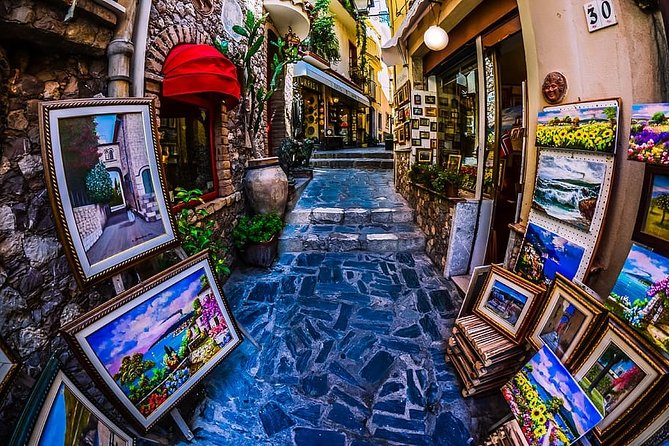 Taormina and Castelmola private and guided tour with Arancino - How the Guides Change the Entire Experience