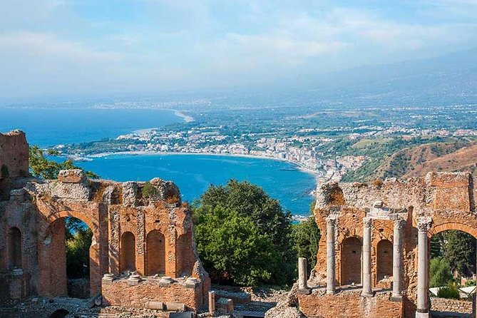 TAORMINA and CASTELMOLA TOUR - Pickup Comfort from Catania: Easy Start, Real Time Savings