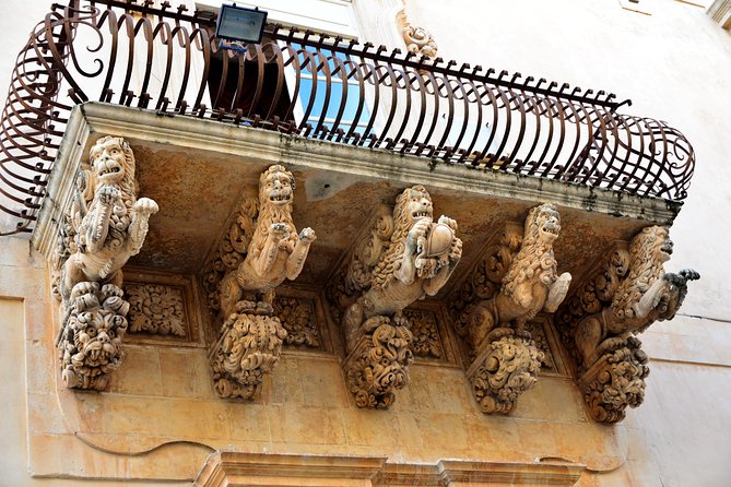 The Best Highlights 7 Day Sicily Tour 2024 - Day 4 Roman Mosaics at Piazza Armerina and the Valley of the Temples by Night